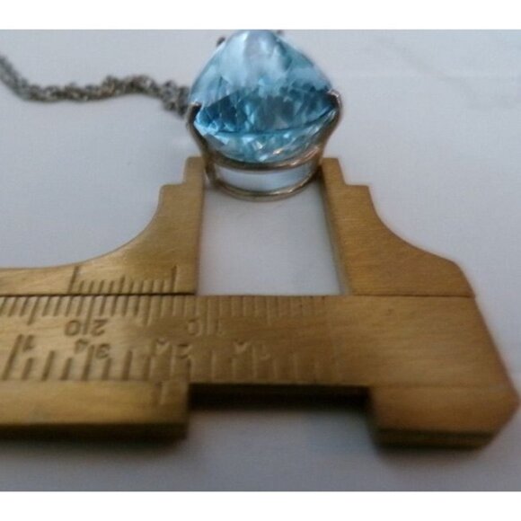 Natural Blue Topaz Pear shaped 30mm X 17MM Pendant 18" J Avery twisted chain - Picture 12 of 16